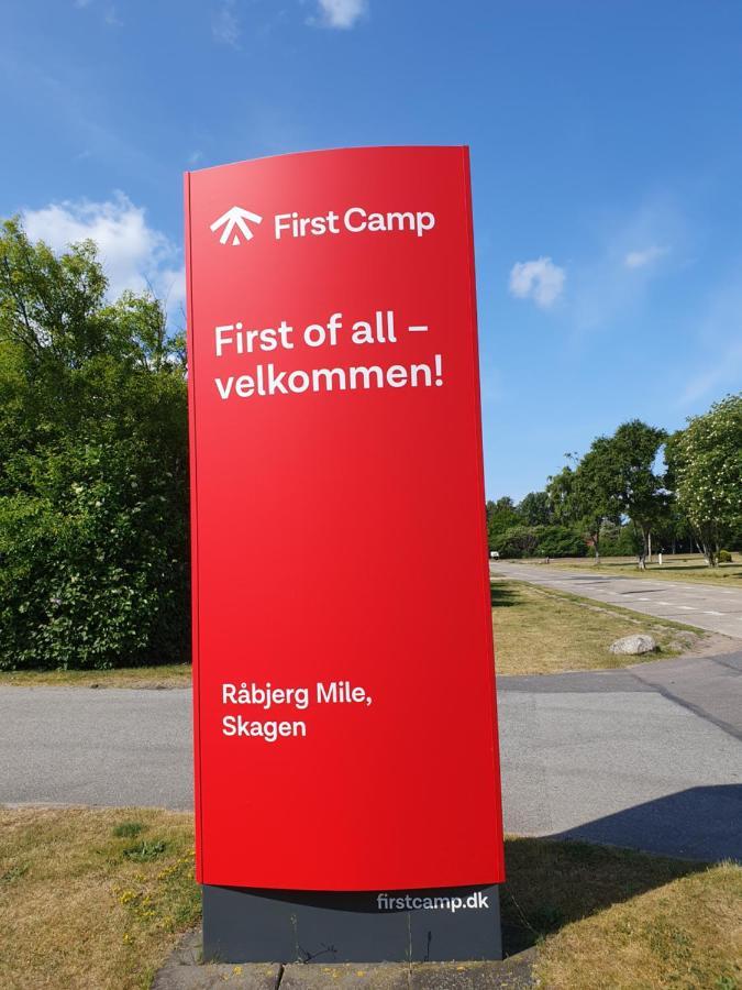 Отель First Camp Rabjerg Mile - Скаген Экстерьер фото